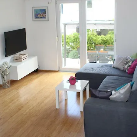 Apartment Albatros Trogir