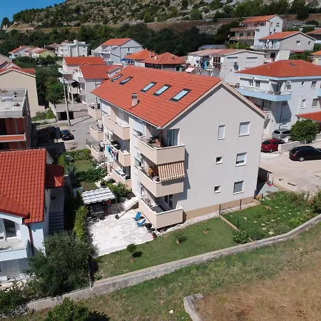 Apartment Albatros *